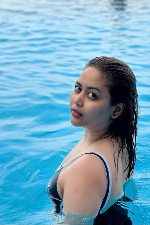 ashna_habib_bhabna_1